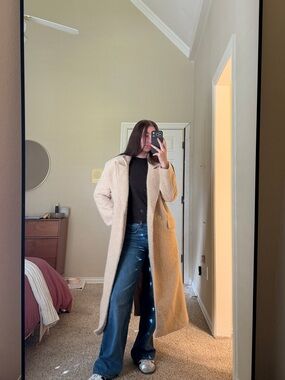 Charcoal (brand) Women’s Cream Long Coat